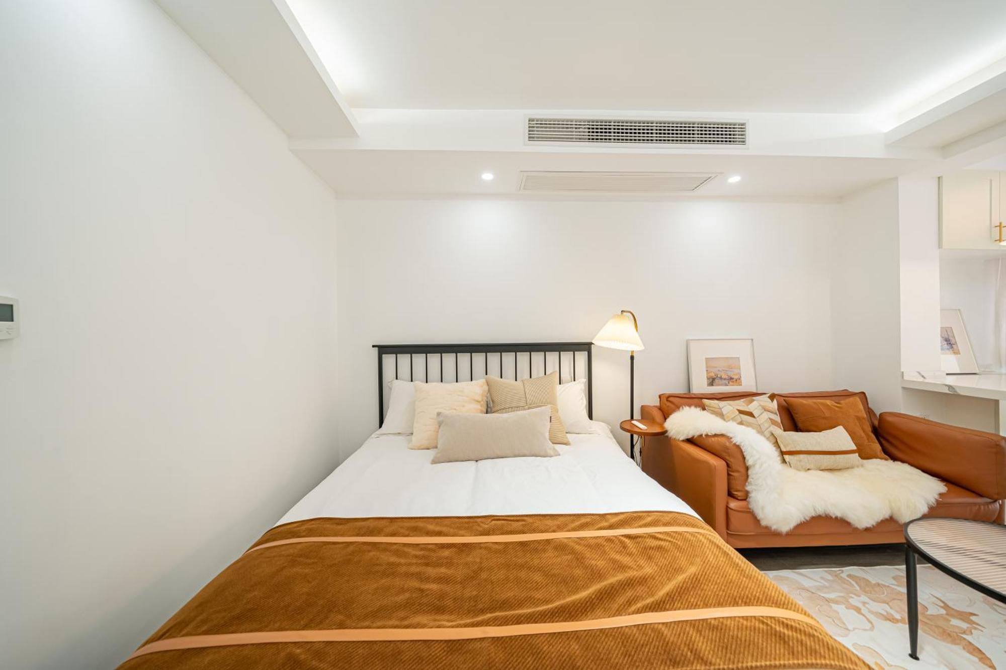Tonight Hotel South Shanxi Road 샹하이 외부 사진